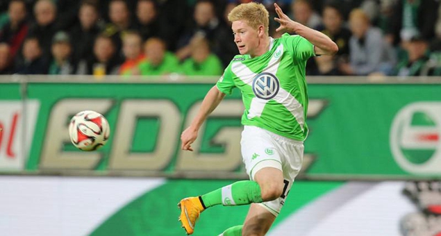 基恩怒批芒特：在场上就像小学生，这种球员拉低曼联整体水准（基恩炮轰芒特：踢得像小学生，这类球员拖累曼联整体水平）