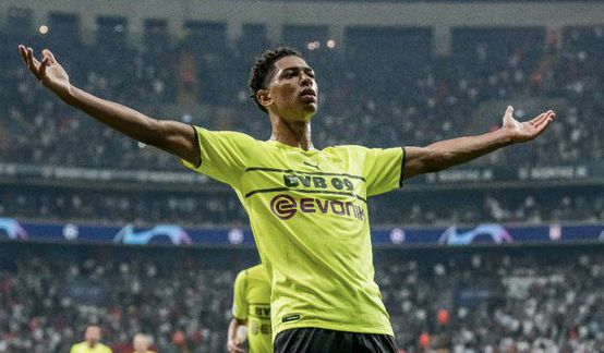 官方：川崎前锋33岁后卫车屋绅太郎赛季结束后正式退役（川崎前锋官宣：33岁后卫车屋绅太郎将于赛季末正式退役）