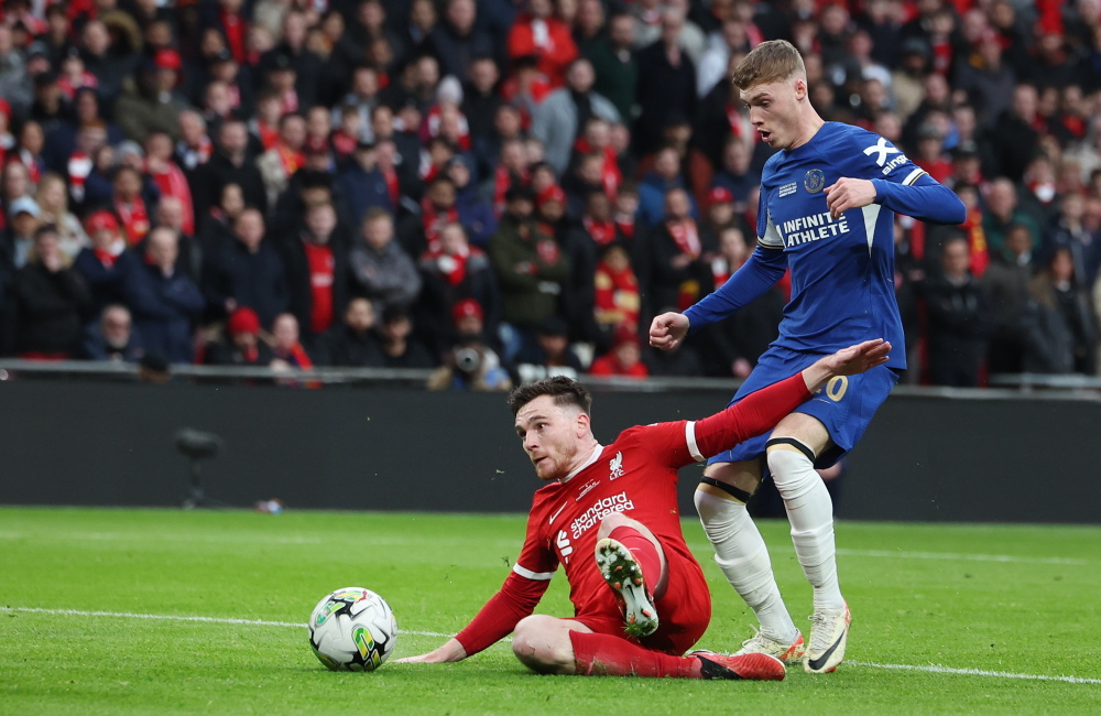 每体：瓜迪奥拉本周一现身巴塞罗那，受邀参加一场新书发布会（每体：瓜迪奥拉周一亮相巴塞罗那，应邀出席新书发布会）