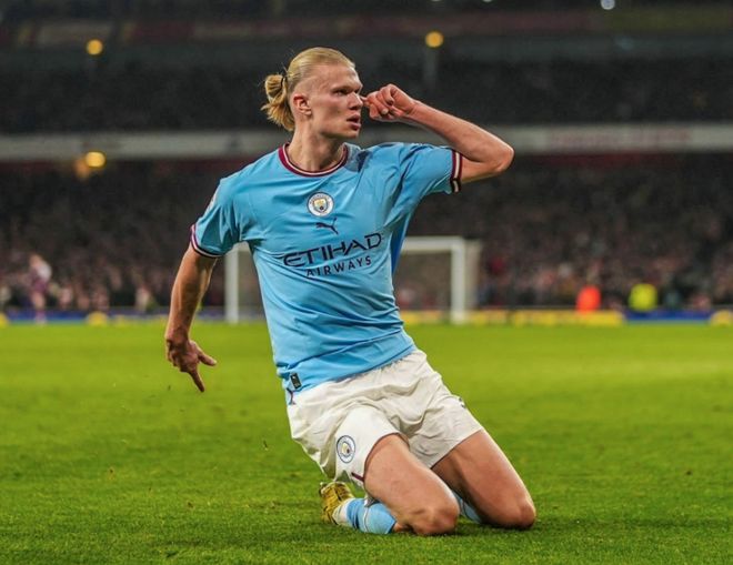 15投4中陷入挣扎！弗拉格暴露体能短板 糟糕的三分投射成最大掣肘（15投4中手感低迷，弗拉格体能短板显现，三分失准成最大瓶颈）