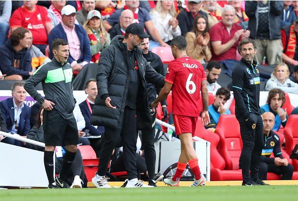 水晶宫官方：29岁霍尔丁离队；加盟2年仅代表球队出场1次（水晶宫官宣：29岁霍尔丁离队，效力两年仅出场一次）