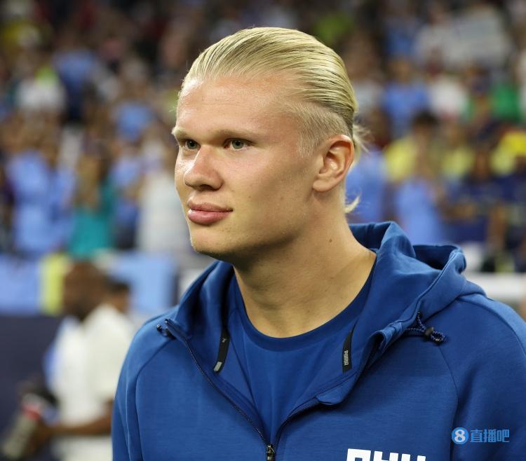 意媒：米兰派球探现场考察亨克18岁前腰卡雷察斯（意媒：米兰球探现场观战亨克18岁前腰卡雷察斯）